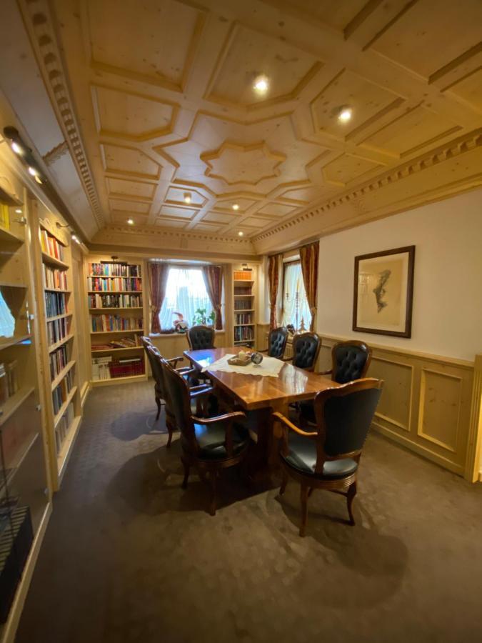 Post Hotel 4*