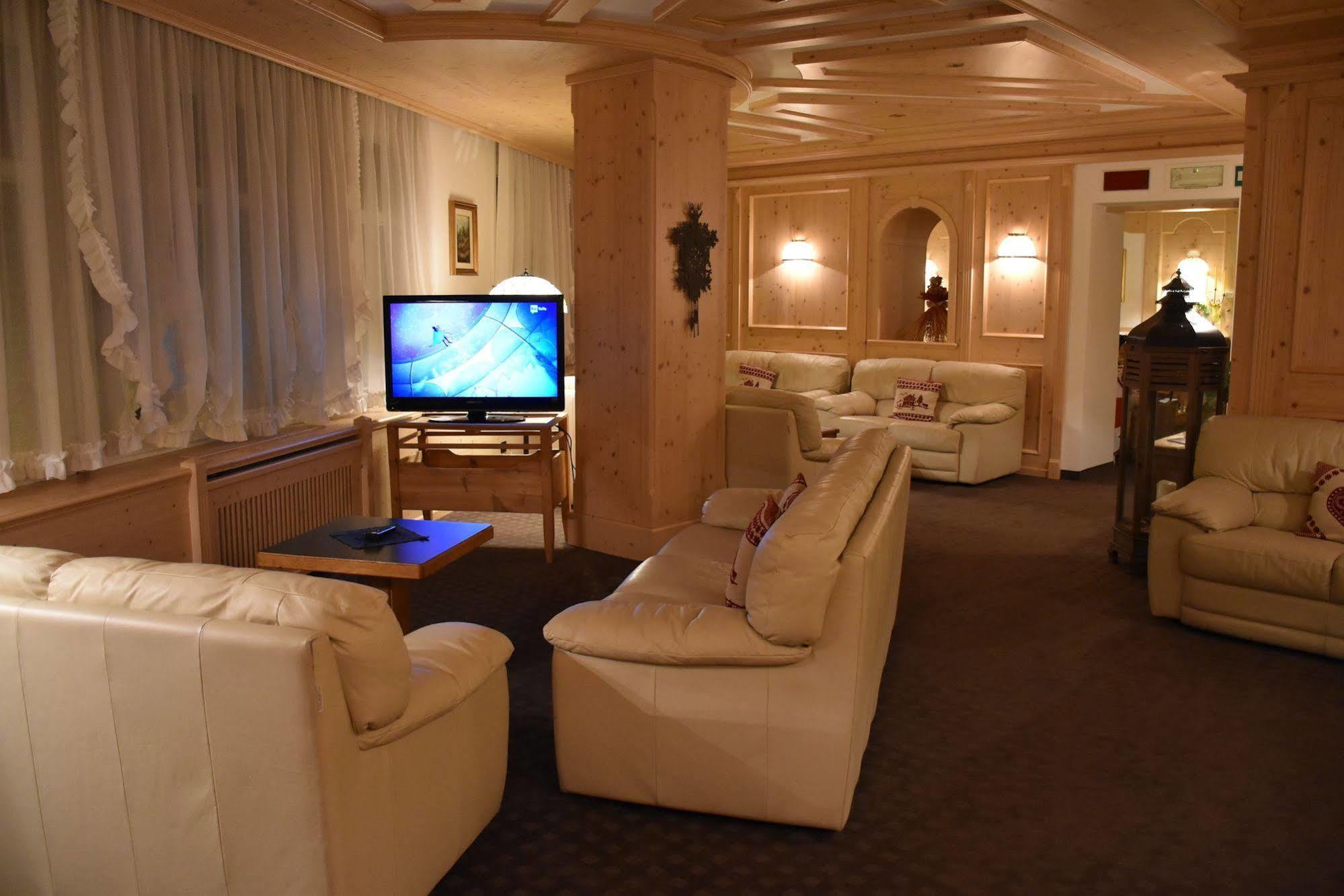 Post Hotel 4*